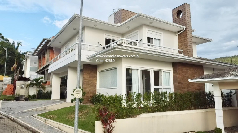 Imagem Casa com 4 Quartos à Venda, 301 m² em Santo Antônio De Lisboa - Florianópolis Imagem Casa com 4 Quartos à Venda, 301 m² em Santo Antônio De Lisboa - Florianópolis