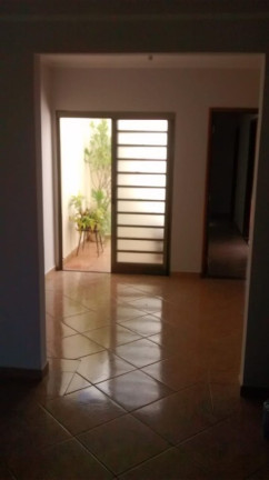 Imagem Casa com 3 Quartos à Venda, 120 m² em Vila Nove De Julho - Bauru Imagem Casa com 3 Quartos à Venda, 120 m² em Vila Nove De Julho - Bauru
