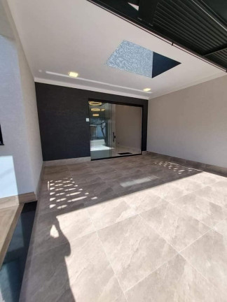Imagem Casa com 3 Quartos à Venda, em Jardins - Bragança Paulista Imagem Casa com 3 Quartos à Venda, em Jardins - Bragança Paulista