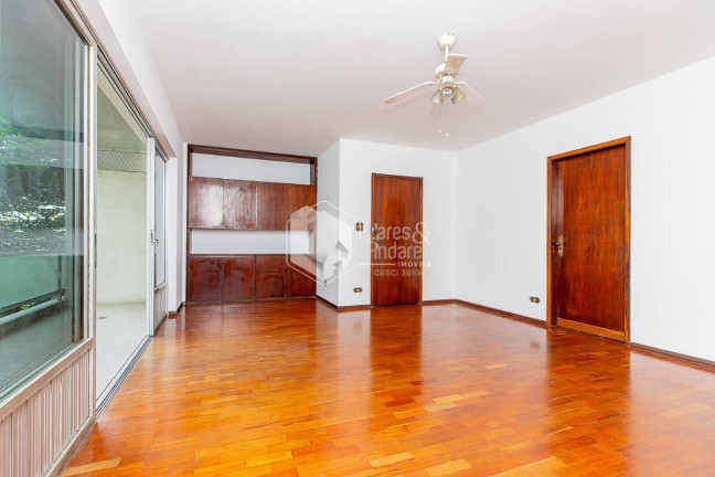 Imagem Apartamento com 3 Quartos à Venda, 128 m² em Moema - São Paulo Imagem Apartamento com 3 Quartos à Venda, 128 m² em Moema - São Paulo