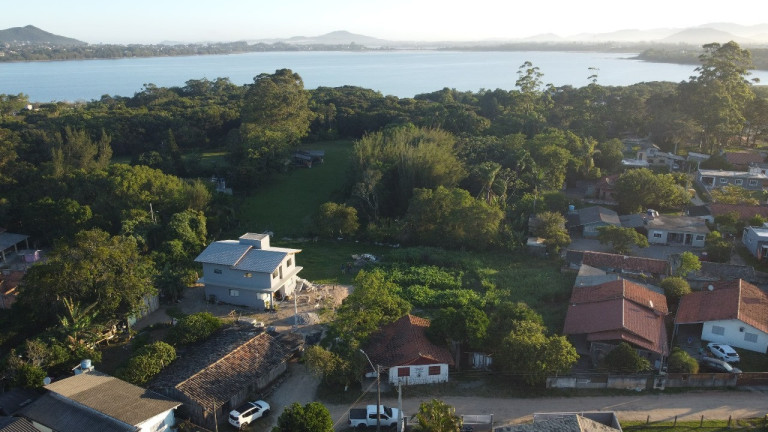 Terreno à Venda, 1.994 m² em Campo Duna - Garopaba