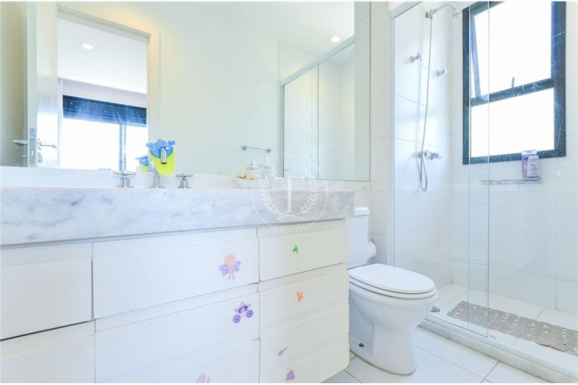 Imagem Apartamento com 3 Quartos à Venda, 159 m² em Real Parque - São Paulo Imagem Apartamento com 3 Quartos à Venda, 159 m² em Real Parque - São Paulo