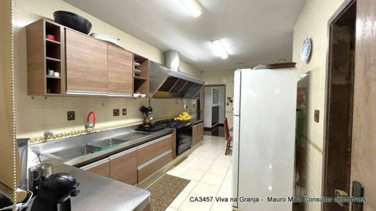 Imagem Casa de Condomínio com 4 Quartos à Venda, 2.515 m² em Chácaras Do Peroba - Jandira