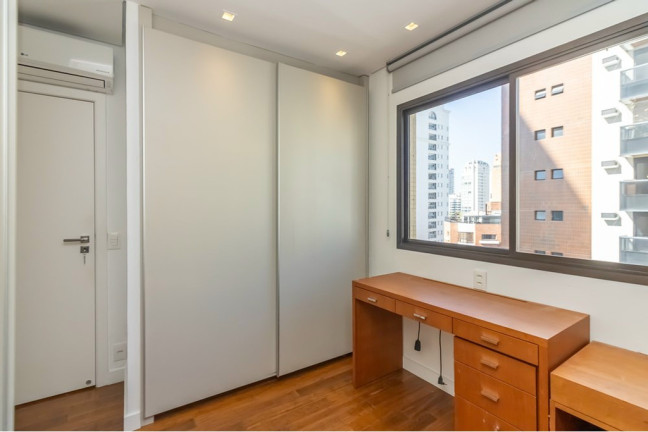 Imagem Apartamento com 3 Quartos à Venda, 134 m² em Moema - São Paulo Imagem Apartamento com 3 Quartos à Venda, 134 m² em Moema - São Paulo