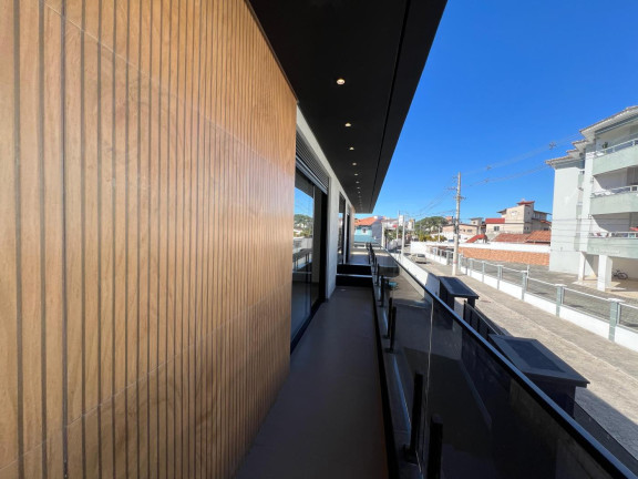 Imagem Casa com 3 Quartos à Venda, 320 m² em Ingleses Do Rio Vermelho - Florianópolis