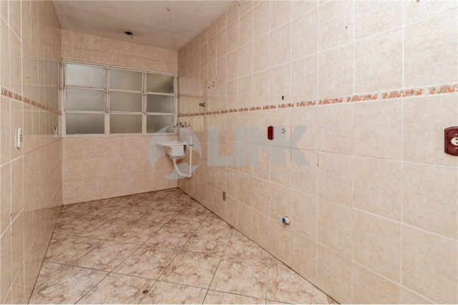 Imagem Apartamento com 2 Quartos à Venda, 52 m² em Santo Antônio - Porto Alegre Imagem Apartamento com 2 Quartos à Venda, 52 m² em Santo Antônio - Porto Alegre