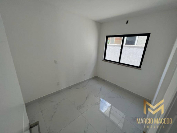 Imagem Casa com 4 Quartos à Venda, 300 m² em Cidade Alpha - Eusébio Imagem Casa com 4 Quartos à Venda, 300 m² em Cidade Alpha - Eusébio