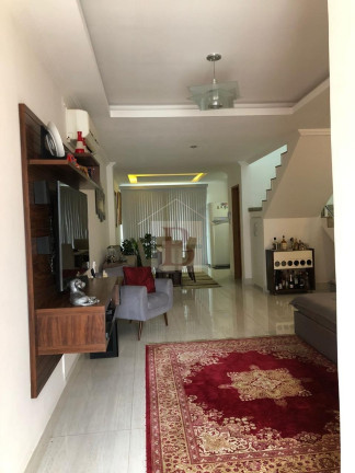 Imagem Casa com 4 Quartos à Venda, 200 m² em Piratininga - Niterói