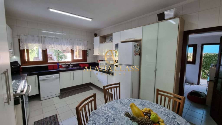 Imagem Casa com 4 Quartos à Venda, 600 m² em Jardim Indaiá - Embu Das Artes