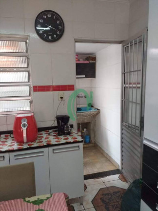 Imagem Casa com 2 Quartos à Venda, 70 m² em Vila Cascatinha - São Vicente