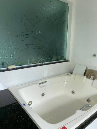 Imagem Casa com 4 Quartos à Venda, 536 m² em Abrantes - Camaçari