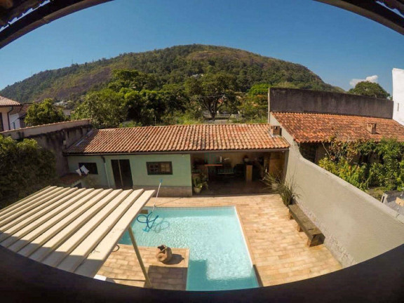Imagem Casa com 4 Quartos à Venda, 255 m² em São Francisco - Niterói Imagem Casa com 4 Quartos à Venda, 255 m² em São Francisco - Niterói