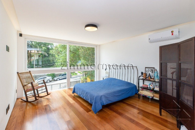 Imagem Casa com 4 Quartos à Venda, 500 m² em Brooklin - São Paulo Imagem Casa com 4 Quartos à Venda, 500 m² em Brooklin - São Paulo
