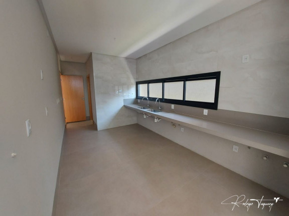 Imagem Casa de Condomínio com 4 Quartos à Venda, 253 m² em Residencial Goiânia Golfe Clube - Goiânia Imagem Casa de Condomínio com 4 Quartos à Venda, 253 m² em Residencial Goiânia Golfe Clube - Goiânia