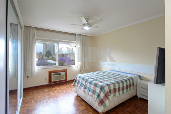 Imagem Apartamento com 4 Quartos à Venda, 214 m² em Menino Deus - Porto Alegre