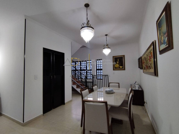 Imagem Sobrado com 4 Quartos à Venda, 420 m² em Centro - Botucatu Imagem Sobrado com 4 Quartos à Venda, 420 m² em Centro - Botucatu