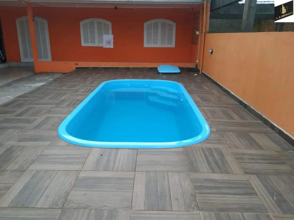 Imagem Casa com 6 Quartos à Venda, 210 m² em Sertãozinho - Matinhos Imagem Casa com 6 Quartos à Venda, 210 m² em Sertãozinho - Matinhos