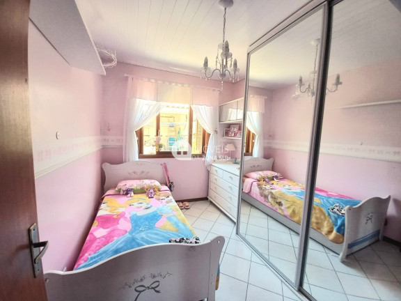 Imagem Casa com 3 Quartos à Venda, 86 m²