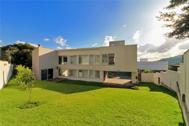 Imagem Casa com 4 Quartos à Venda,  em Vila Nova - Porto Alegre