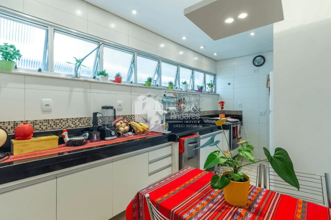Imagem Apartamento com 3 Quartos à Venda, 143 m² em Pinheiros - São Paulo Imagem Apartamento com 3 Quartos à Venda, 143 m² em Pinheiros - São Paulo