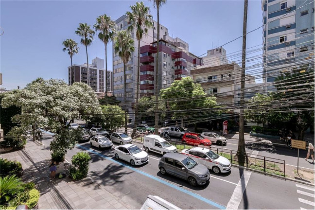 Imagem Apartamento com 4 Quartos à Venda, 147 m² em Independência - Porto Alegre