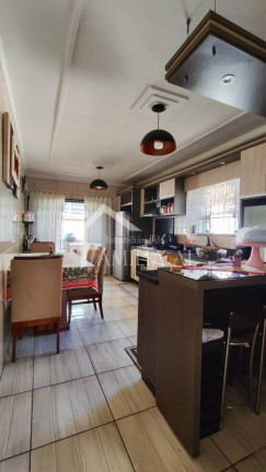 Imagem Casa com 3 Quartos à Venda, 135 m² em Aventureiro - Joinville