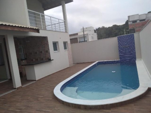 Imagem Imóvel com 4 Quartos à Venda, 250 m² em Centro - Peruíbe Imagem Imóvel com 4 Quartos à Venda, 250 m² em Centro - Peruíbe