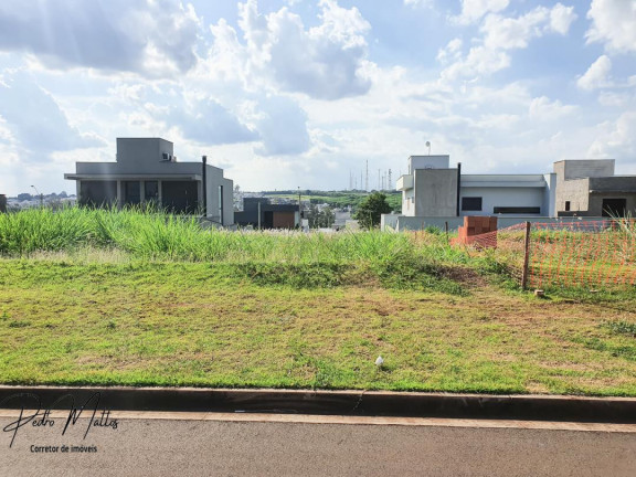 Imóvel à Venda, 311 m² em Santa Rosa - Cond. Villa Bela Vista - Piracicaba