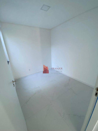 Imagem Sobrado com 3 Quartos à Venda, 77 m² em São João - Itajaí Imagem Sobrado com 3 Quartos à Venda, 77 m² em São João - Itajaí