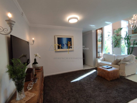 Imagem Casa com 3 Quartos à Venda, 270 m² em Centro - Botucatu Imagem Casa com 3 Quartos à Venda, 270 m² em Centro - Botucatu