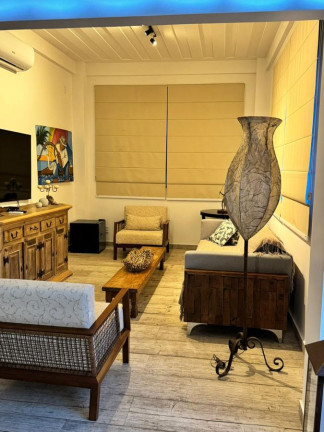 Imagem Casa com 6 Quartos à Venda, 400 m² em Ferradura - Armação Dos Búzios Imagem Casa com 6 Quartos à Venda, 400 m² em Ferradura - Armação Dos Búzios