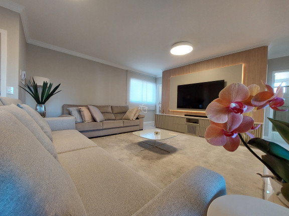Imóvel com 3 Quartos à Venda, 173 m² em América - Joinville