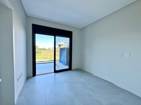 Imagem Casa com 3 Quartos à Venda, em -- - Xangri-la Imagem Casa com 3 Quartos à Venda, em -- - Xangri-la