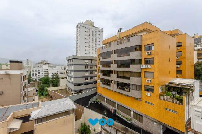Imagem Imóvel com 3 Quartos à Venda, 65 m² em Petrópolis - Porto Alegre