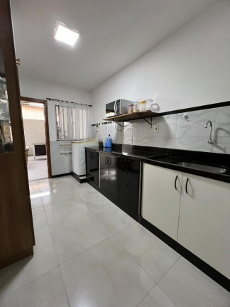 Imagem Casa com 3 Quartos para Alugar ou Temporada, 90 m² em Alterosas - Serra