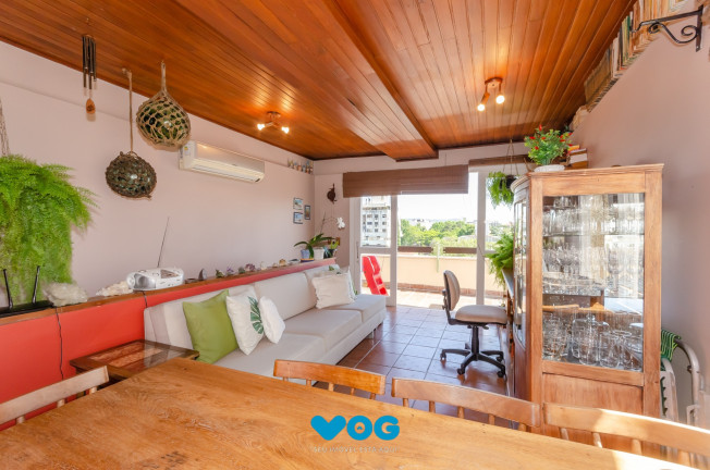Imagem Imóvel com 2 Quartos à Venda, 150 m² em Petrópolis - Porto Alegre