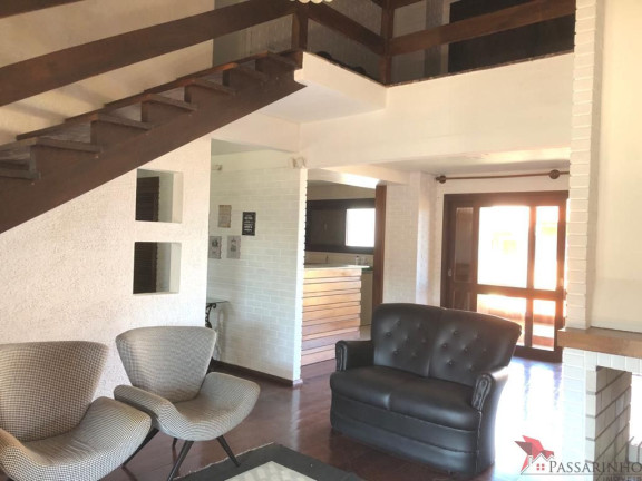 Imagem Casa com 9 Quartos à Venda, 450 m² em Praia Da Cal - Torres
