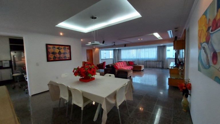 Imagem Apartamento com 3 Quartos à Venda, 204 m² em Aldeota - Fortaleza Imagem Apartamento com 3 Quartos à Venda, 204 m² em Aldeota - Fortaleza