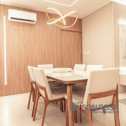 Imagem Apartamento com 3 Quartos à Venda, 102 m² em Centro - Florianópolis Imagem Apartamento com 3 Quartos à Venda, 102 m² em Centro - Florianópolis