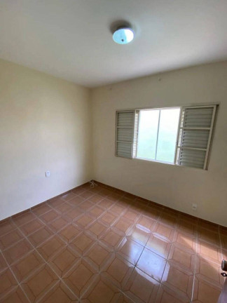 Imagem Casa com 2 Quartos à Venda, 252 m² em Anhangabaú - Jundiaí