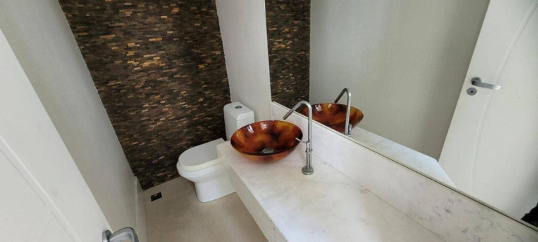 Imagem Casa de Condomínio com 6 Quartos à Venda, 518 m² em Barra Da Tijuca - Rio De Janeiro Imagem Casa de Condomínio com 6 Quartos à Venda, 518 m² em Barra Da Tijuca - Rio De Janeiro