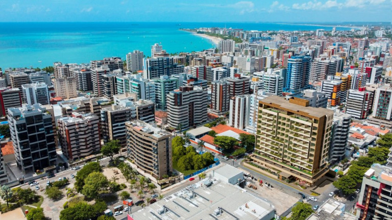 Cobertura com 4 Quartos à Venda, 330 m² em Ponta Verde - Maceió