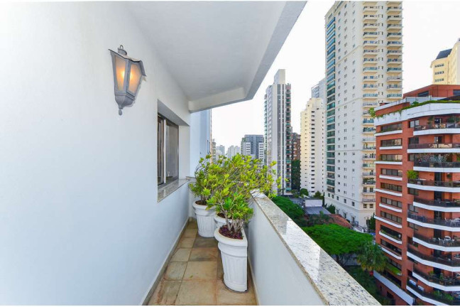 Imagem Imóvel com 3 Quartos à Venda, 393 m² em Campo Belo - São Paulo