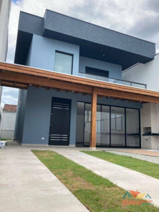 Sobrado com 4 Quartos à Venda, 180 m² em Balneário Copacabana - Caraguatatuba