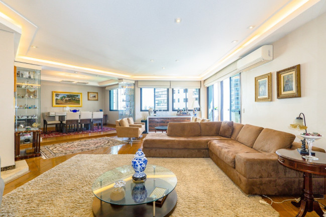 Apartamento com 3 Quartos à Venda, 200 m² em Campo Belo - São Paulo