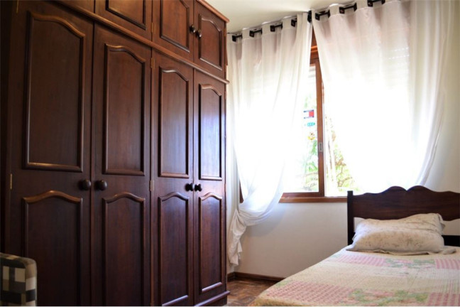 Imagem Imóvel com 2 Quartos à Venda, em Passo Da Areia - Porto Alegre Imagem Imóvel com 2 Quartos à Venda, em Passo Da Areia - Porto Alegre