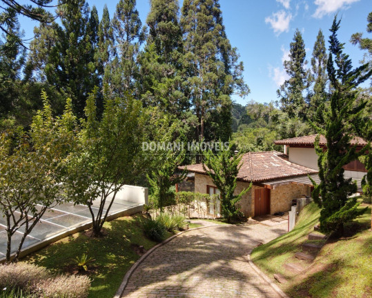 Imagem Casa com 4 Quartos à Venda, 405 m² em Região Do Vale Encantado - Campos Do Jordão Imagem Casa com 4 Quartos à Venda, 405 m² em Região Do Vale Encantado - Campos Do Jordão