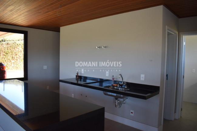 Imagem Casa com 4 Quartos à Venda, 422 m² em Região De Descansópolis - Campos Do Jordão Imagem Casa com 4 Quartos à Venda, 422 m² em Região De Descansópolis - Campos Do Jordão