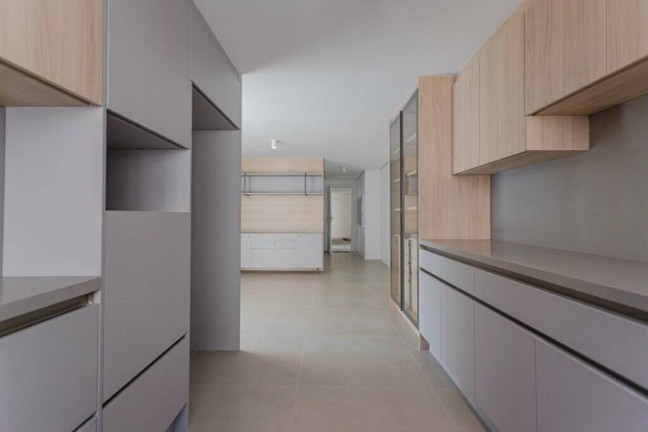 Imagem Apartamento com 3 Quartos à Venda, 269 m² em Rio Branco - Porto Alegre