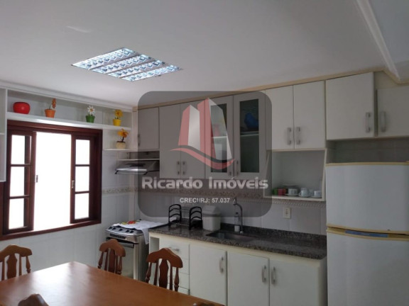 Casa de Condomínio com 3 Quartos à Venda, 100 m² em Peró - Cabo Frio
